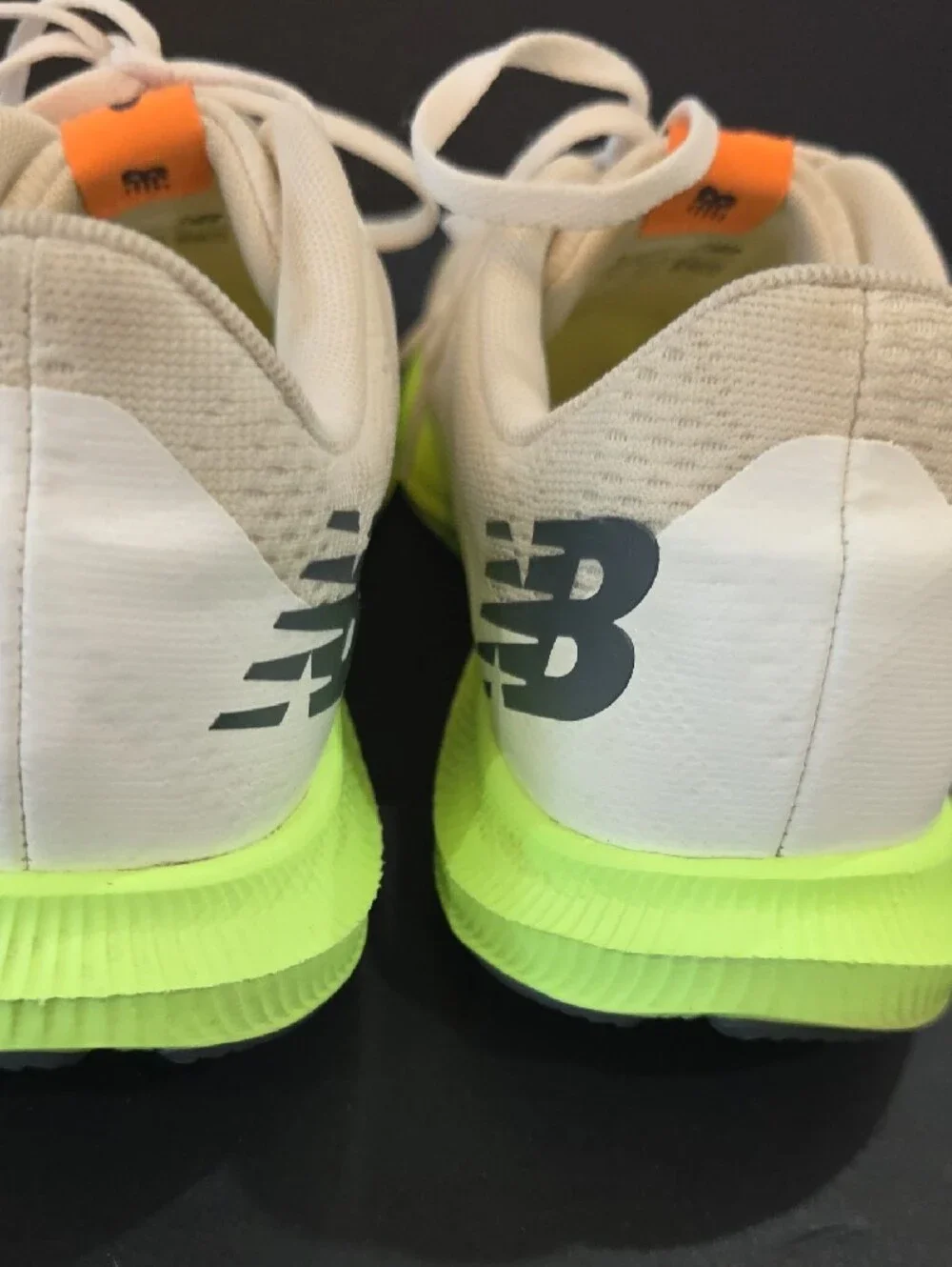 New Balance Dynasoft Women's Beige Mesh Runners Neon Yellow-Green Sole Size 9